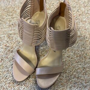 Penny loves Kenny high heels size 7